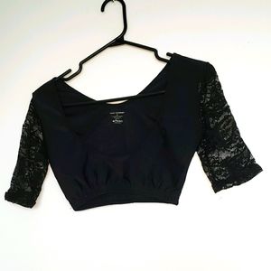 Black crop top